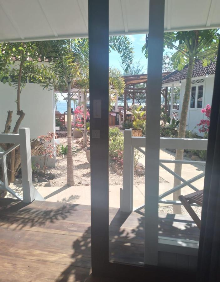 The High Dive Gili Gede By Ultimate Resorts Esterno foto