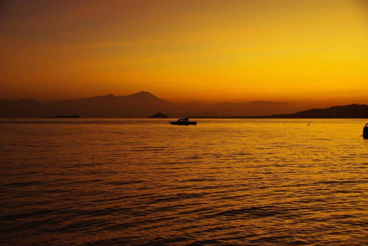 The High Dive Gili Gede By Ultimate Resorts Esterno foto